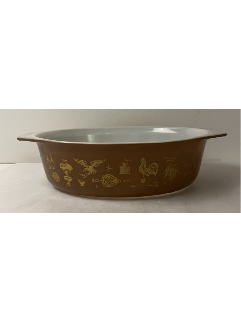Vintage Pyrex Early American 045 2.5QT Oval Casserole Baking Dish Milk Glass
